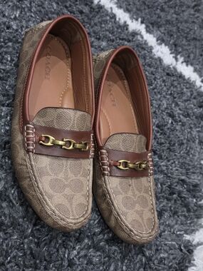Coach Women’s Brown Signature Canvas Driving Loafers Size 11B